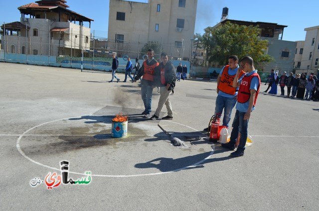 تمرين الدفاع المدني  في المدرسة الثانوية الشاملة